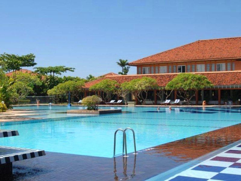 Club Palm Bay Hotel Marawila Exterior photo